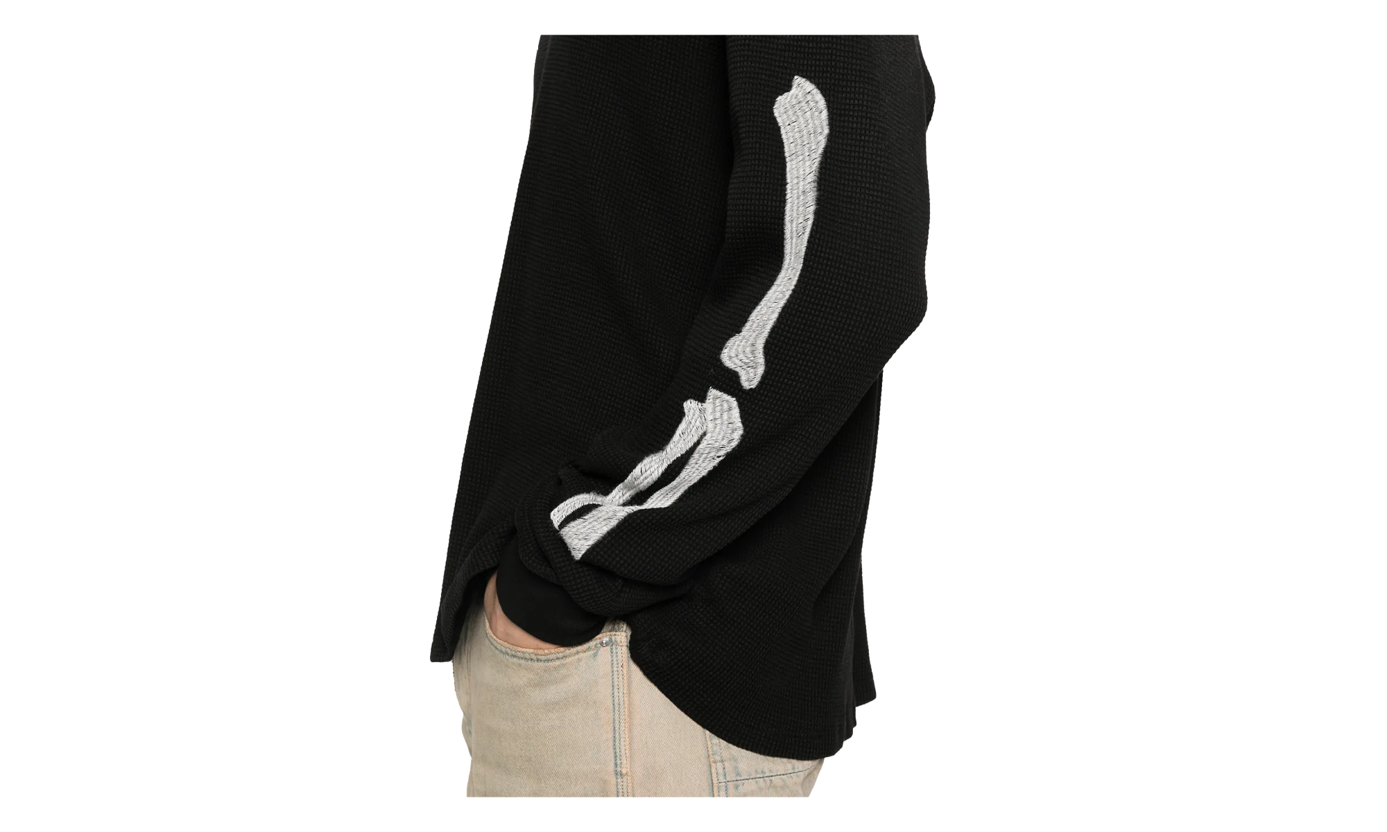 Bones Long-Sleeve Tee "Black" AMTOJR1032 001